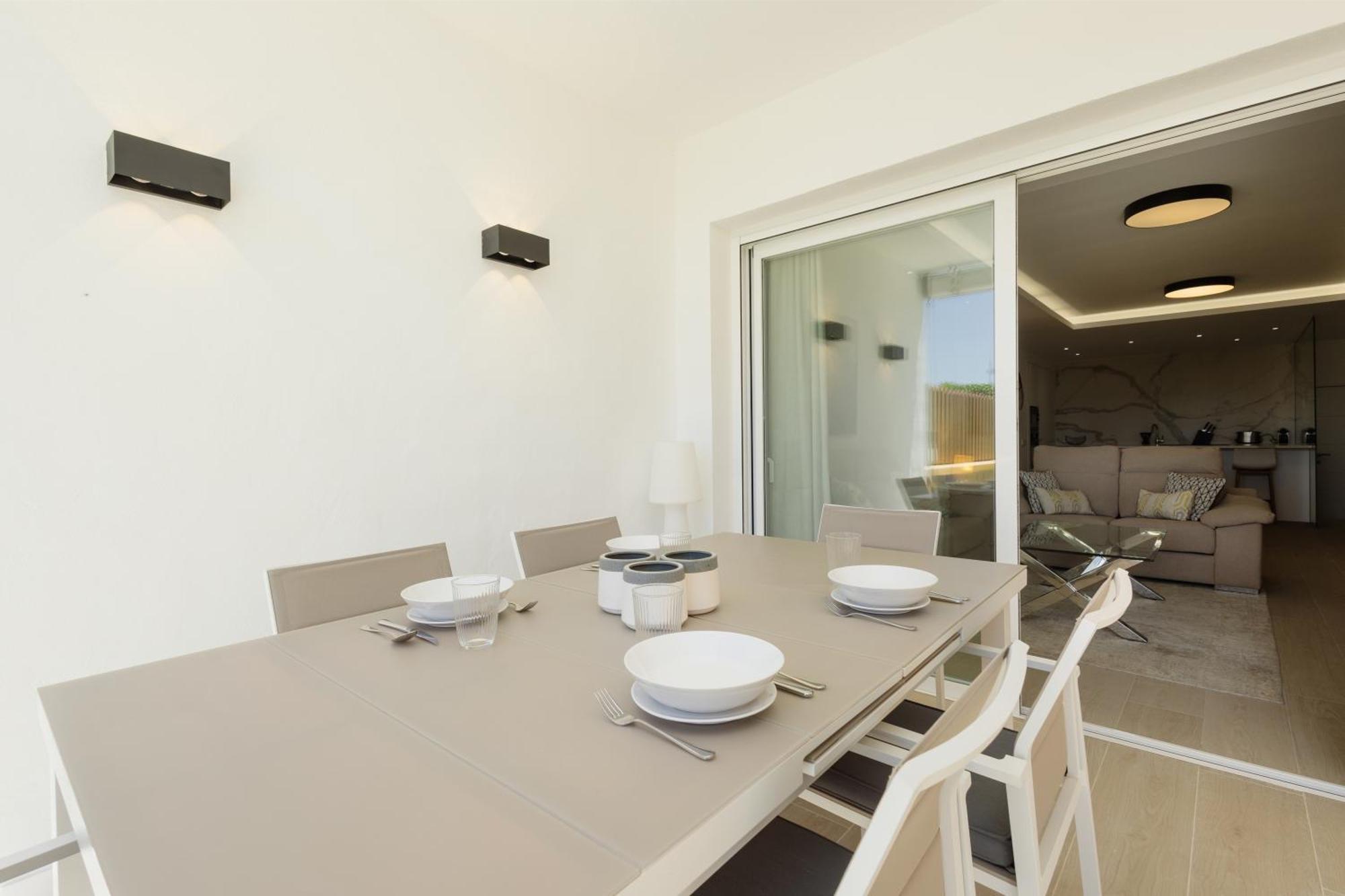 Renovated Apartment With Garden And Direct Beach Access, Marbella East Exterior foto