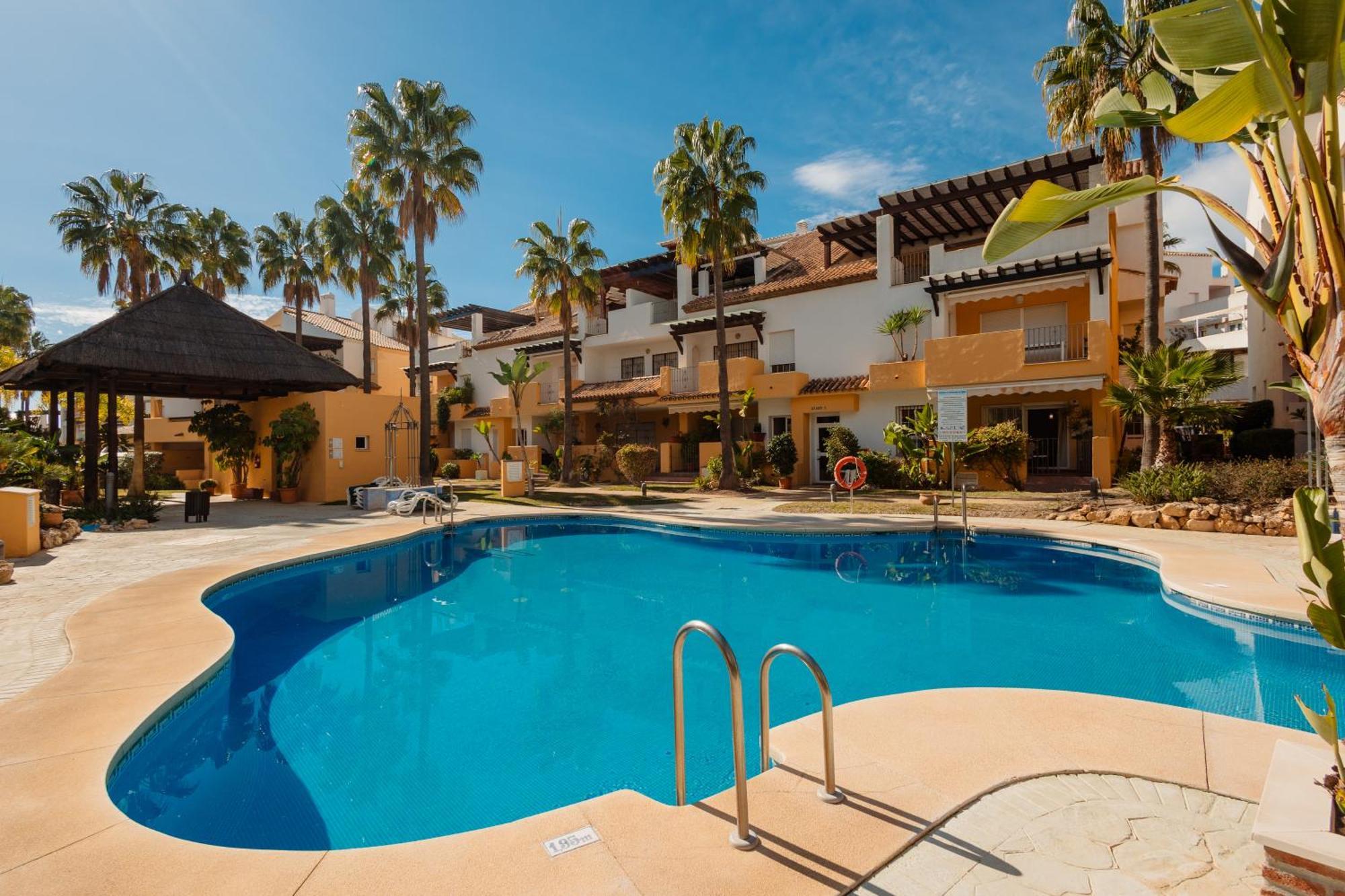 Renovated Apartment With Garden And Direct Beach Access, Marbella East Exterior foto