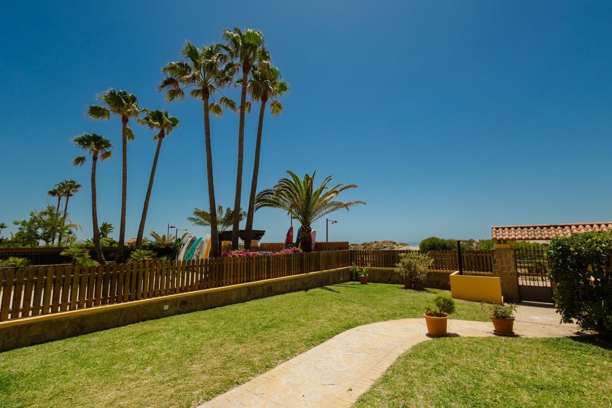 Renovated Apartment With Garden And Direct Beach Access, Marbella East Exterior foto